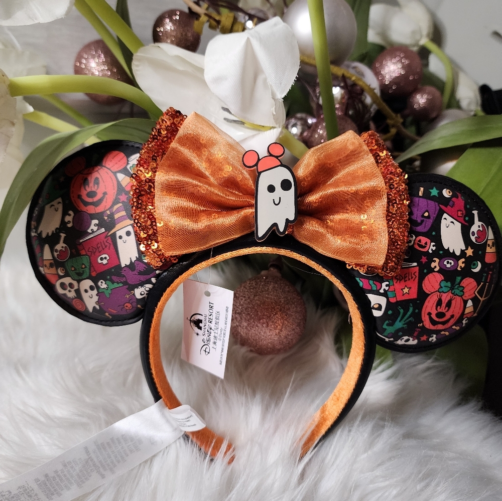 NEW! Disney Parks Minnie Halloween 2022 Ear Headband Sequined Bow GITD Ghost Boo